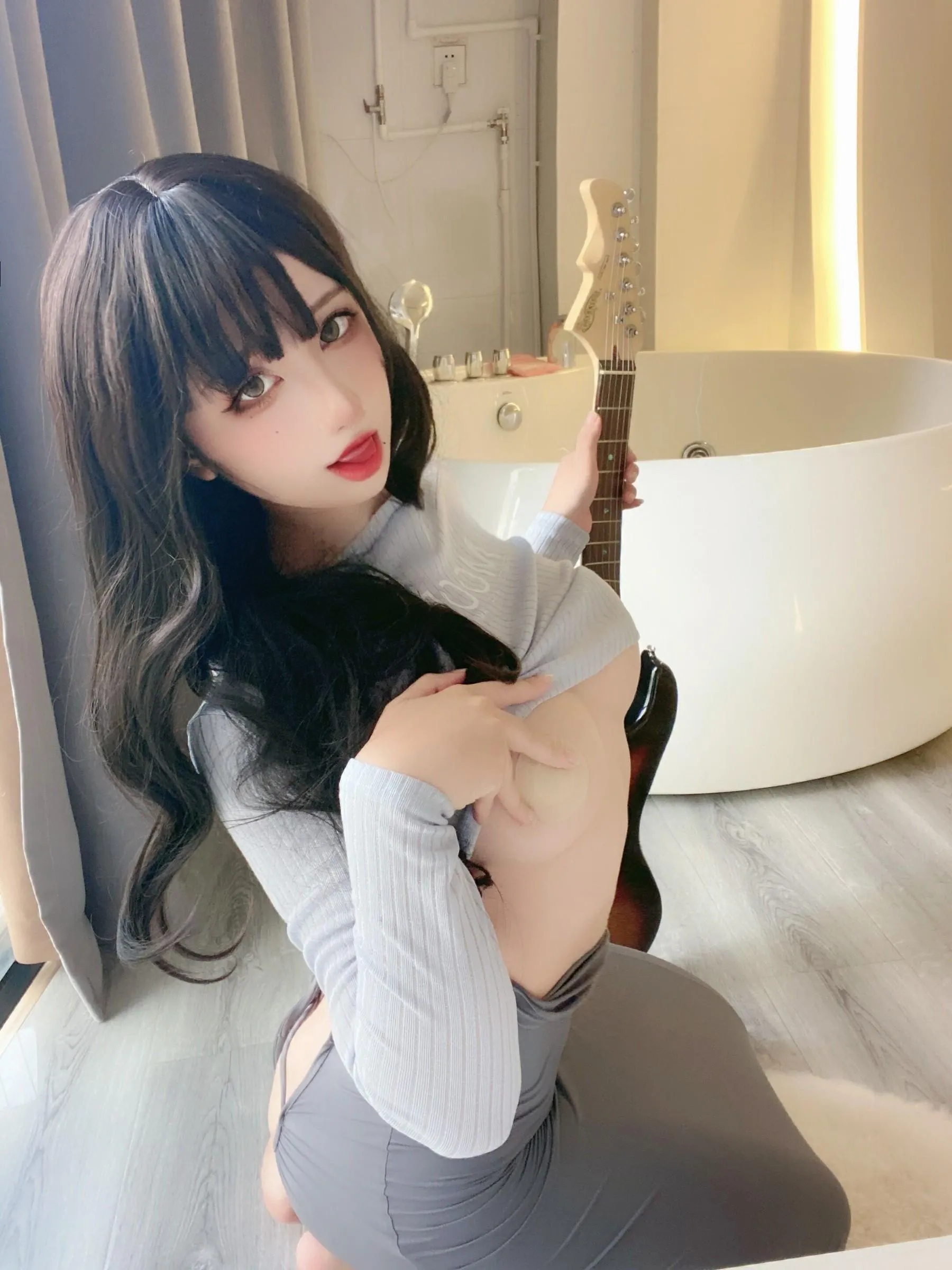 九曲Jean – NO.76 吉他妹妹包臀裙-吉他妹妹自拍 [40P]插图7